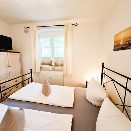 Ferienwohnung Chariette Апартаменты Рерик